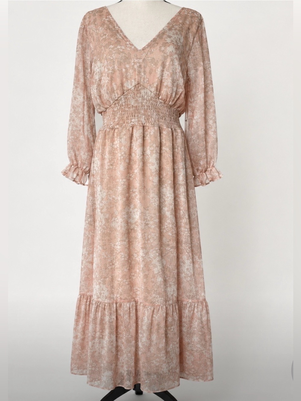 Dex Blush Pink Floral Boho Maxi Dress M Smocked Waist Long Sleeve Cottagecore